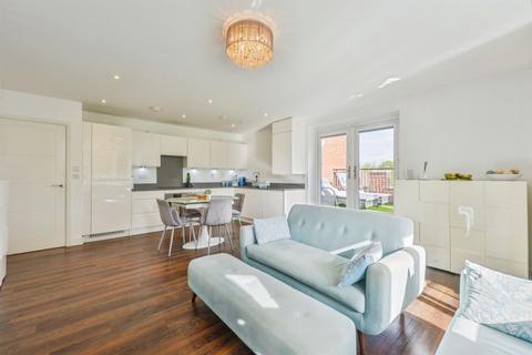 2 bedroom apartment for sale, Tomlinson Court, Welwyn