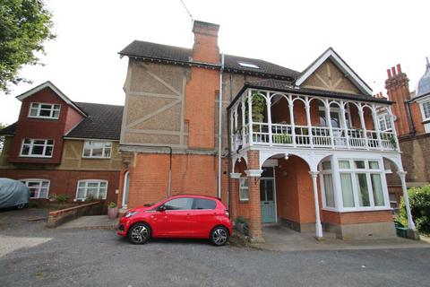 2 bedroom flat for sale, 45 Cranes Park, Surbiton KT5