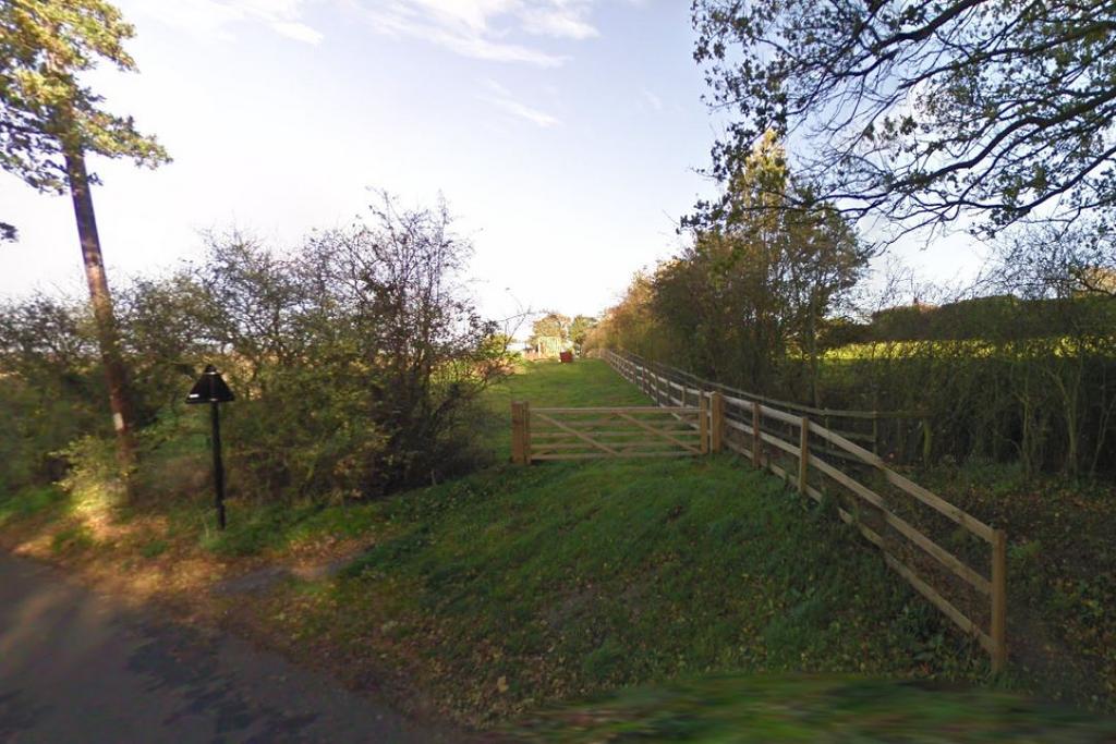 Holybread Lane, Chelmsford CM3 - View 3