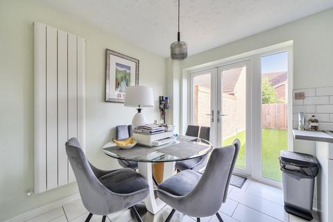 3 bedroom semi-detached house for sale, Trundalls Lane, Shirley, Solihull, West Midlands, B90