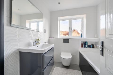 3 bedroom semi-detached house for sale, Trundalls Lane, Shirley, Solihull, West Midlands, B90