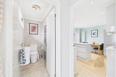 3 bedroom semi-detached house for sale, Broomhayes, Ipswich