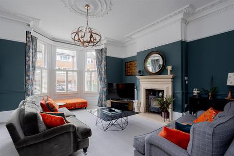 5 bedroom semi-detached house for sale, Sycamore Place, York