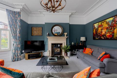5 bedroom semi-detached house for sale, Sycamore Place, York