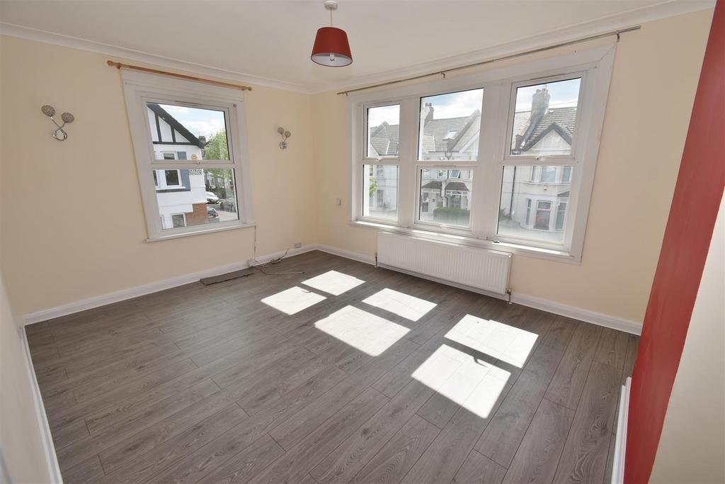 Apartment in London - View 2