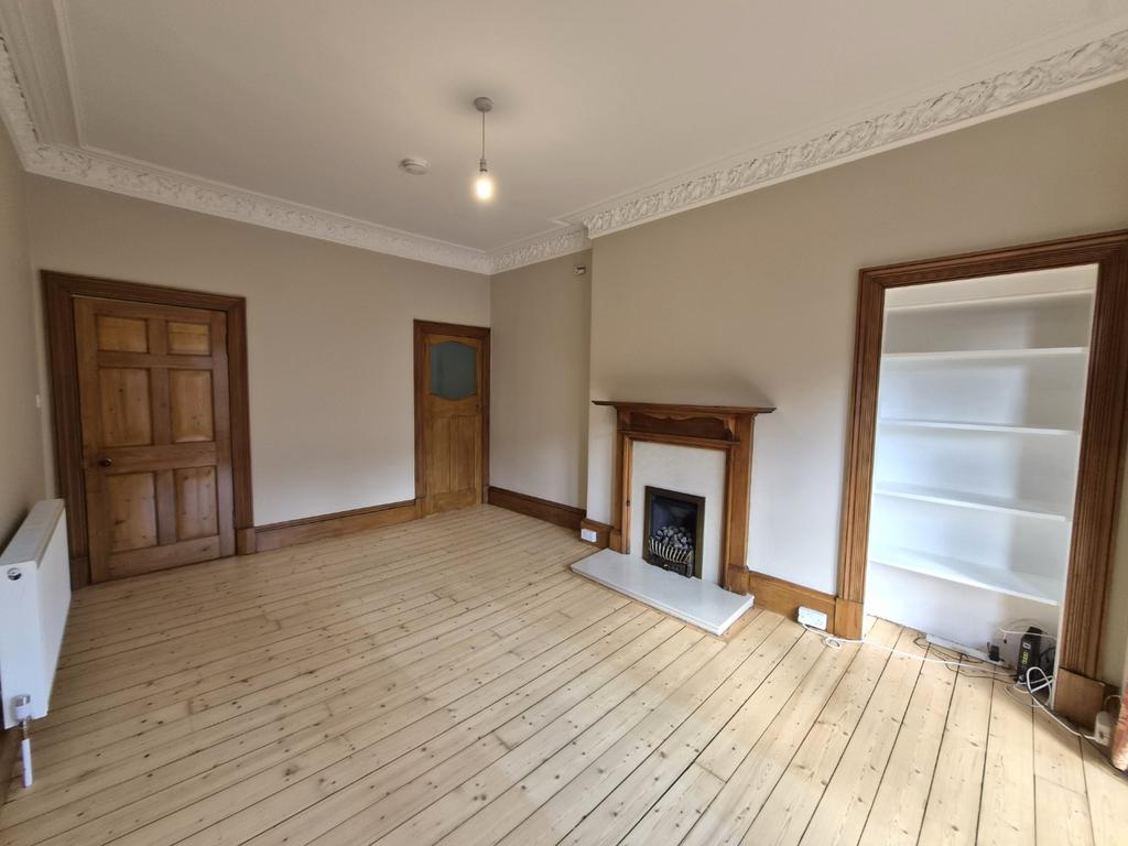 Apartment in Edinburgh - More