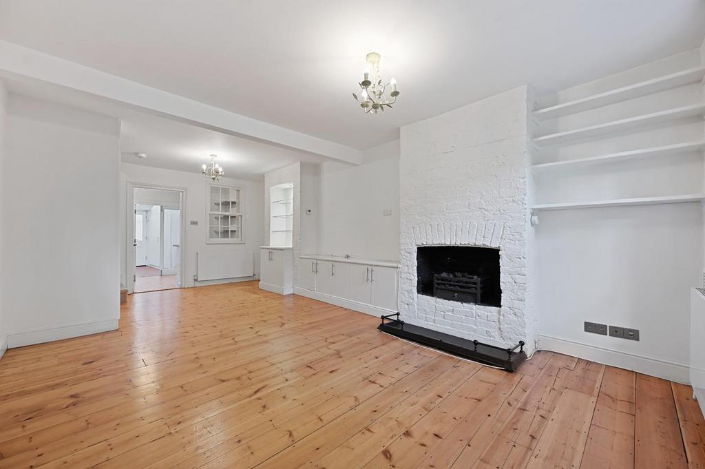 House in London - View 2
