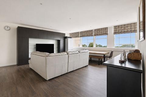 2 bedroom flat for sale, Whitehorse Road, Fitzroy Court, CR0