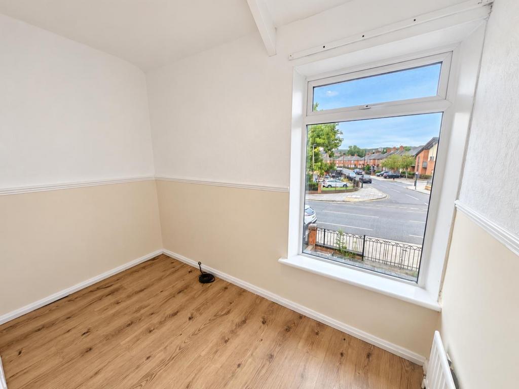 House in Newcastle - More