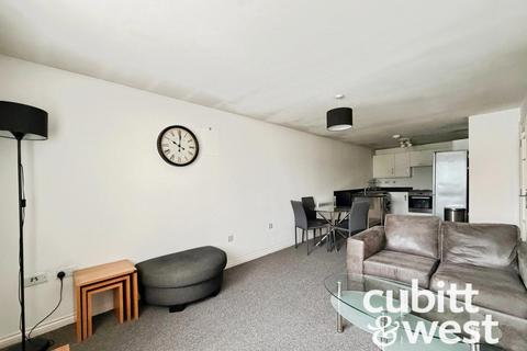 1 bedroom apartment to rent, Milton Road Southsea PO4