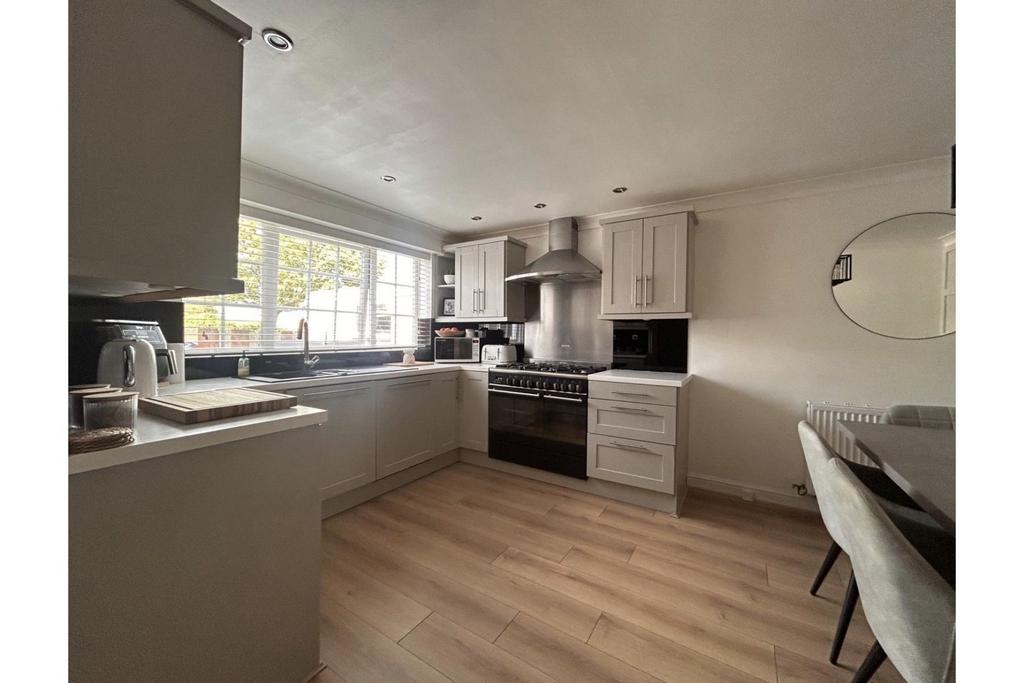 House in Birmingham, West Midlands - View 4