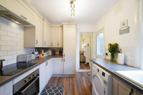 2 bedroom ground floor maisonette for sale, Westbury Road, Croydon, CR0