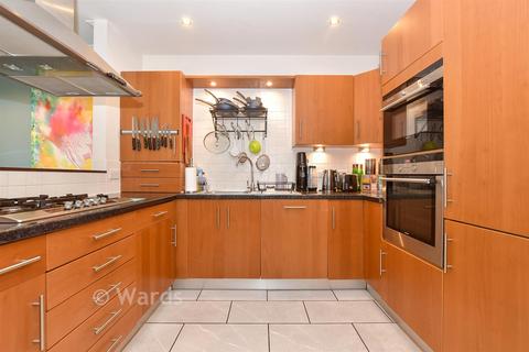 2 bedroom apartment for sale, Seabrook Road, Hythe, Kent