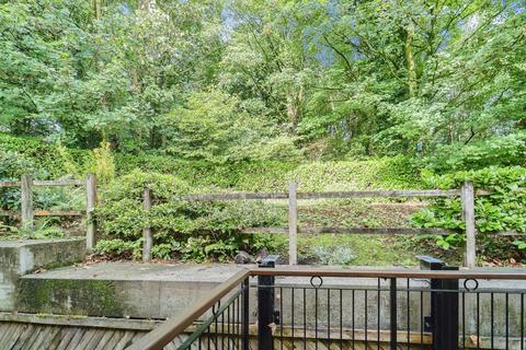 2 bedroom flat for sale, St. Brides Hill, Pembrokeshire SA69