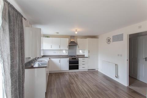 4 bedroom terraced house to rent, Darwin Walk, Haverhill CB9