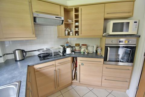 2 bedroom retirement property for sale, Ringwood Road, Ferndown, BH22