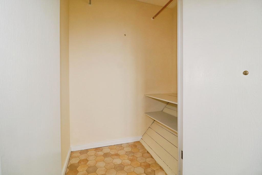 House in Cardiff, Danescourt, Llandaff - More