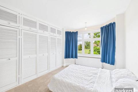 3 bedroom semi-detached house for sale, Kenilworth Avenue, Berkshire RG30