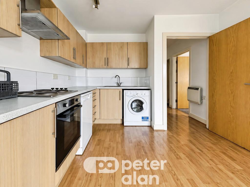 Apartment in Cardiff, Plasnewydd, Roath - View 5