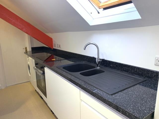 House in Cardiff, Penylan - More