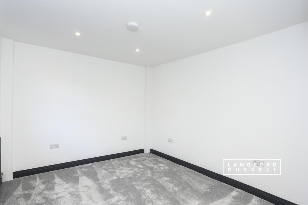 Apartment in Bromley - View 5