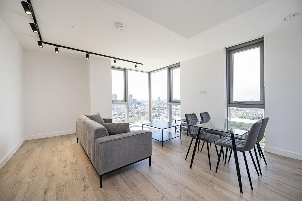 Apartment in Old Street - View 2