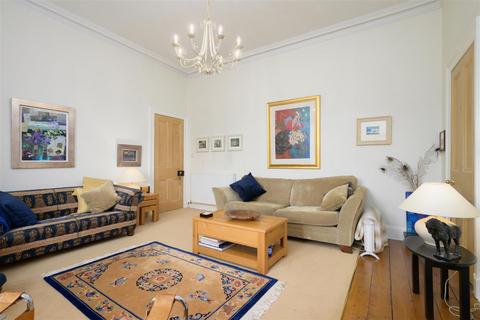 2 bedroom apartment for sale, Moredun Terrace, Perth