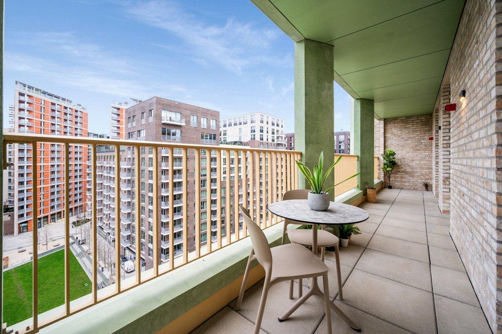 Apartment in London - View 5