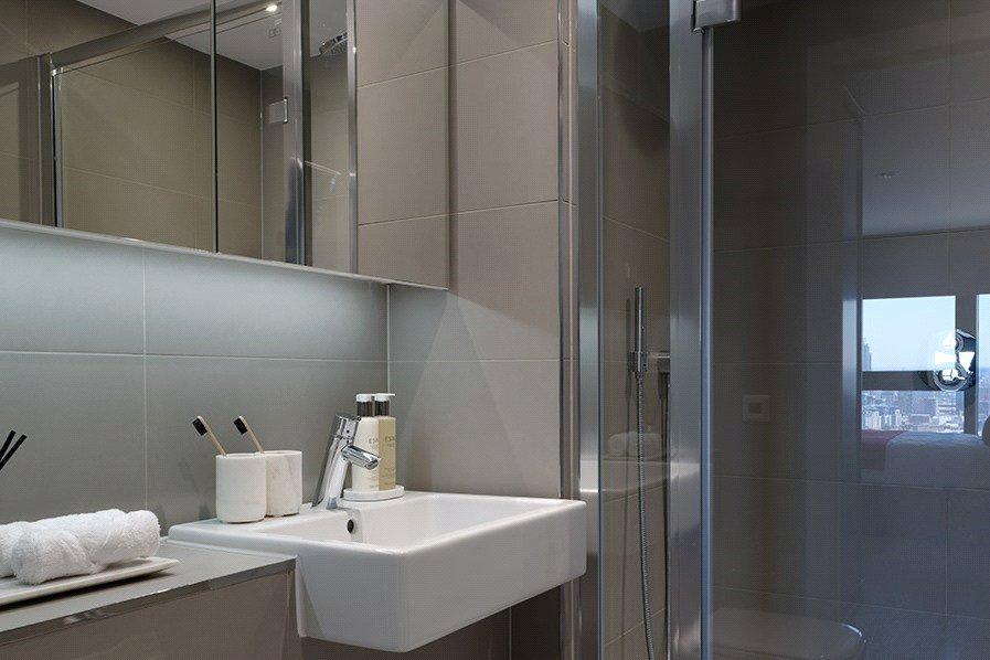 Apartment in London - View 3