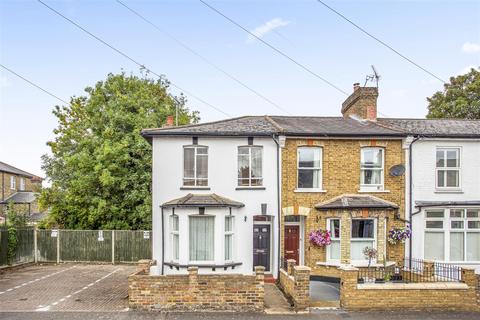 3 bedroom end of terrace house for sale, Alexandra Road, Uxbridge, UB8