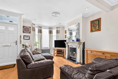 3 bedroom end of terrace house for sale, Alexandra Road, Uxbridge, UB8