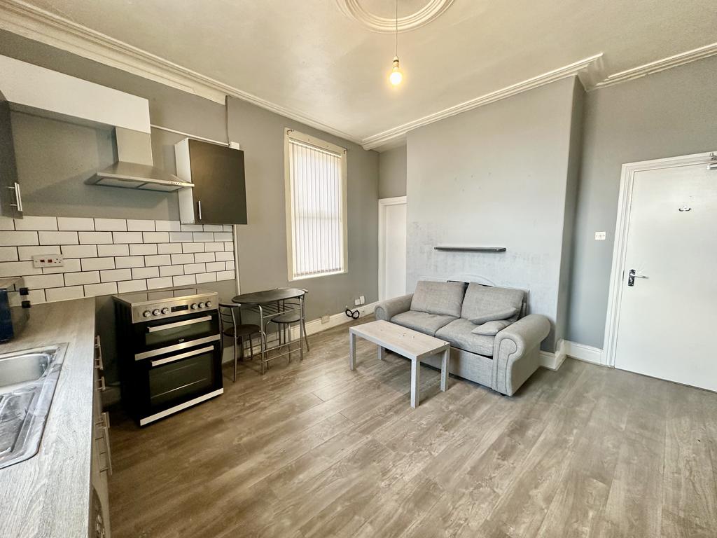 House in LEEDS - View 2