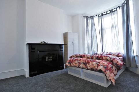 Green Street, London, E13 9DA