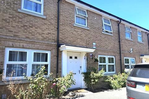 3 bedroom terraced house to rent, Bluebell Terrace, West Drayton, UB7