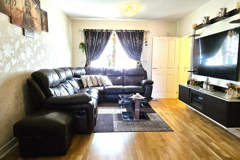 3 bedroom terraced house to rent, Bluebell Terrace, West Drayton, UB7