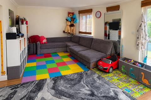 undefined, Fentiman Way, Harrow, HA2