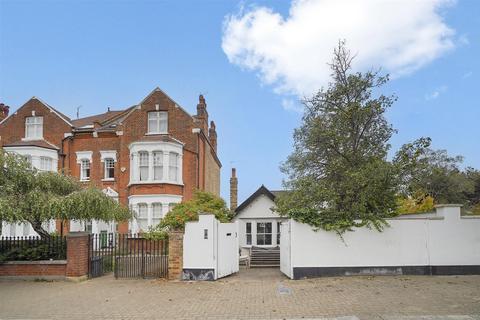 2 bedroom detached house for sale, Hazlewell Road, Putney