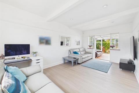 undefined, Meadway, Ruislip HA4