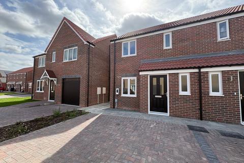 3 bed semi-detached house for rent in Deer Park View, Selby, YO8