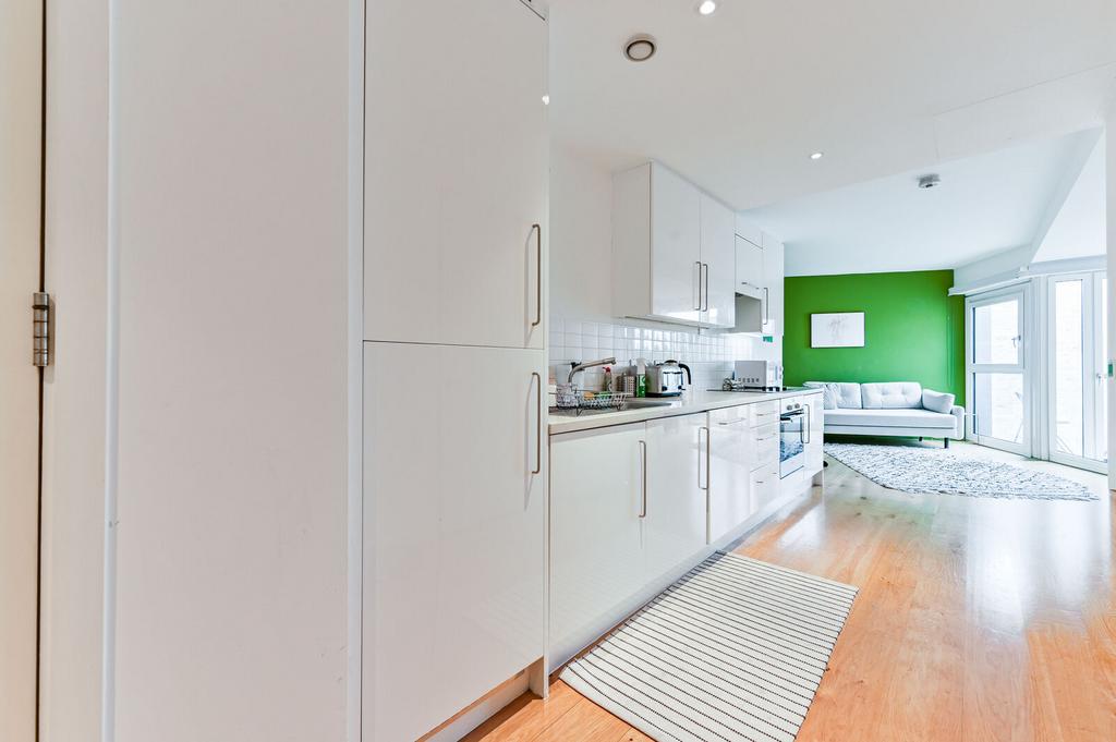 Apartment in London - View 2