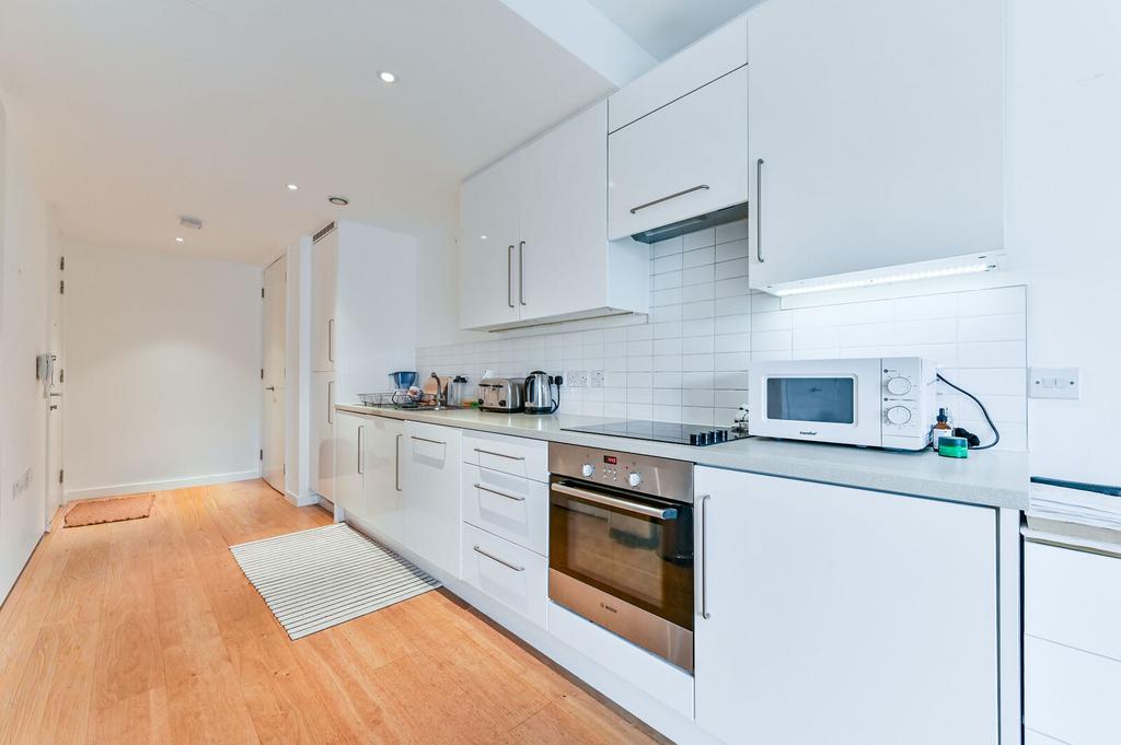 Apartment in London - View 4