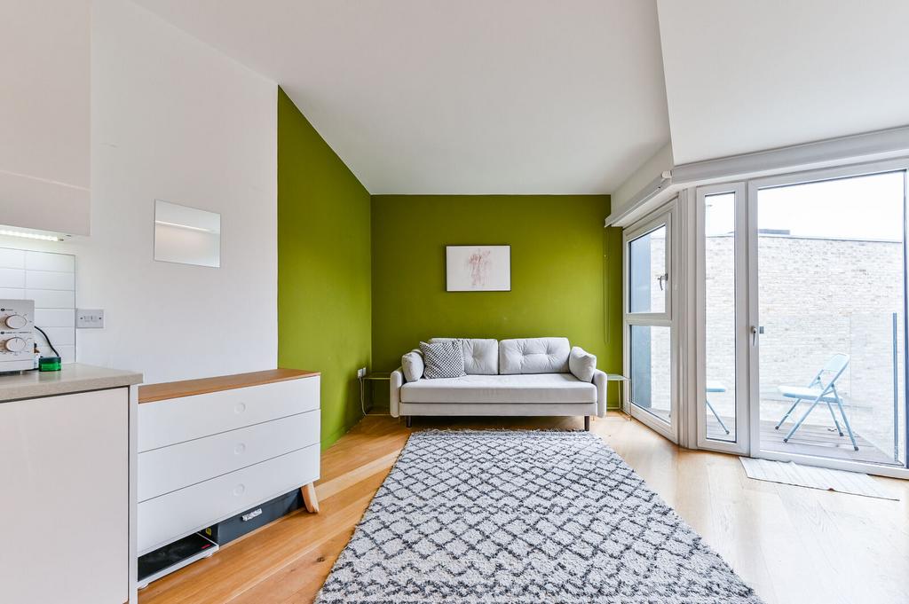 Apartment in London - More