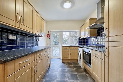 4 bedroom semi-detached house to rent, Thackeray Close, Uxbridge, UB8