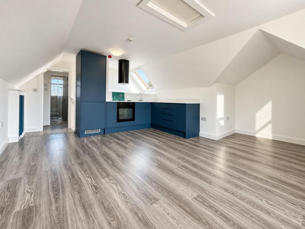 Apartment in Bournemouth - View 4