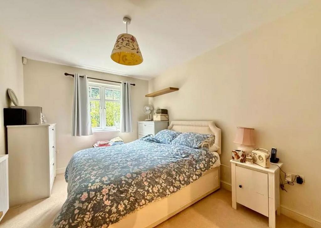 Apartment in London, City of Westminster - View 3