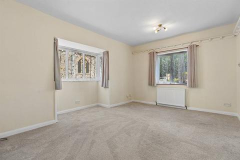 1 bedroom ground floor flat for sale, Clarence Road, Herne Bay