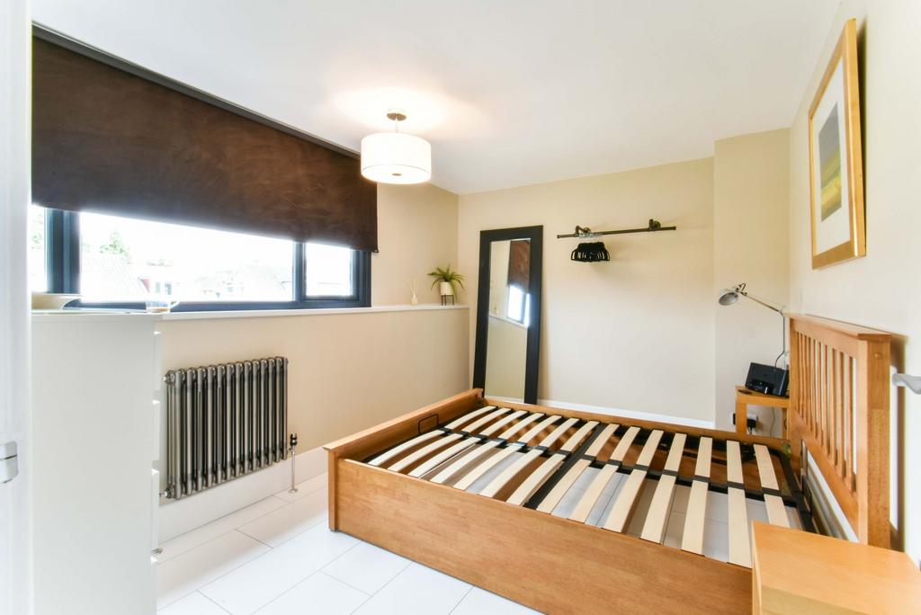 Apartment in York - More