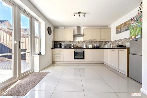 4 bedroom end of terrace house for sale, Sunset View, Dipton, County Durham, DH9