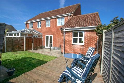 3 bedroom house to rent, Tortoiseshell Way, Wymondham, NR18