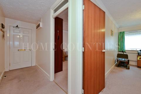 2 bedroom retirement property for sale, Billy Lows Lane, Potters Bar, EN6